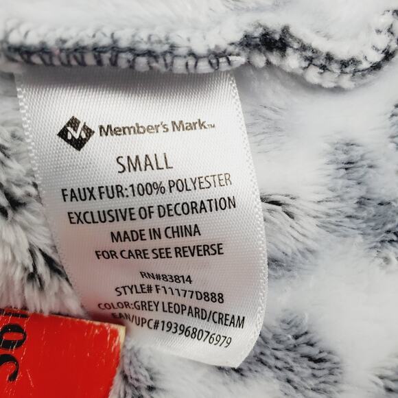 Member's Mark Cozy Plush Gray Snow Leopard Print Pullover Hoodie S Cozy Pocket - Picture 5 of 9